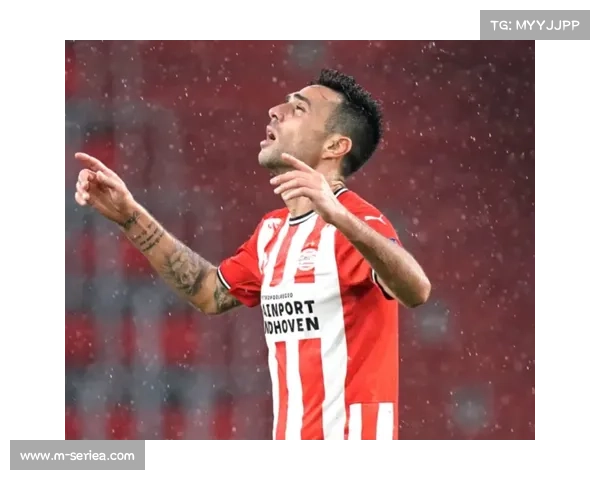 埃因霍温快速攻防转换奥林匹亚科斯防线面临严峻考验